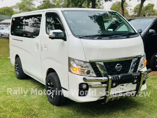 Picture of Nissan NV350 2017