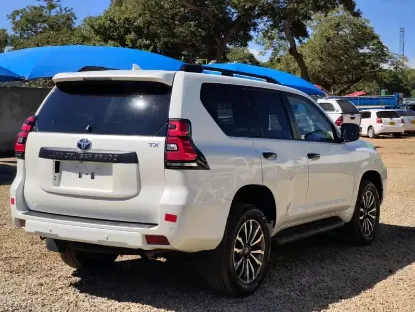Picture of Toyota Prado 2023