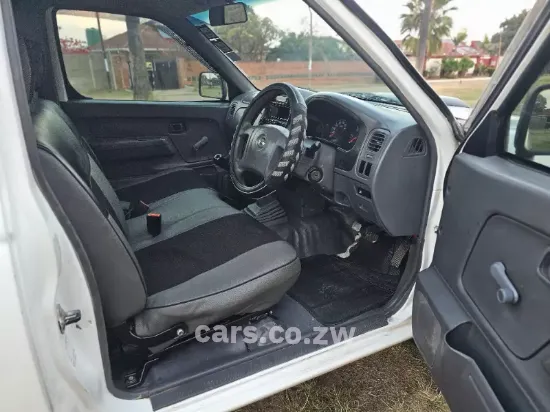 Picture of Nissan NP300 2016