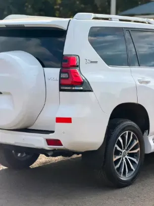 Picture of Toyota Prado 2023