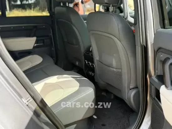 Picture of Land Rover Defender 2024