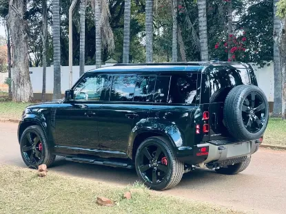 Picture of Land Rover Defender 2025