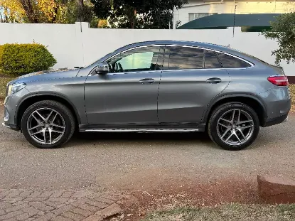 Picture of Mercedes Benz GLE 2017