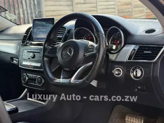 Picture of Mercedes Benz GLE 2017