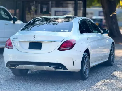 Picture of Mercedes Benz C-Class 2016