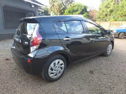 Picture of Toyota Aqua hybrid 2016