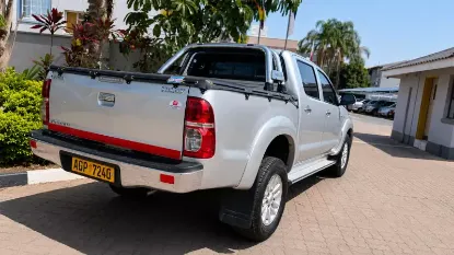 Picture of Toyota Hilux 2013