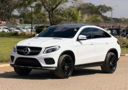 Picture of Mercedes Benz GLE 2017