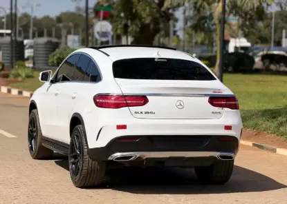 Picture of Mercedes Benz GLE 2017