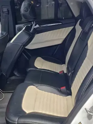 Picture of Mercedes Benz GLE 2017
