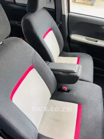Picture of Toyota Passo 2016