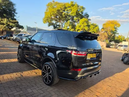 Picture of Land Rover Discovery 2017