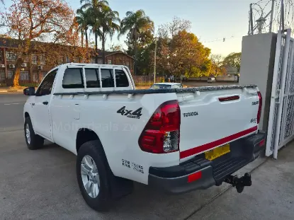 Picture of Toyota Hilux 2020
