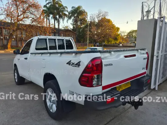 Picture of Toyota Hilux 2020