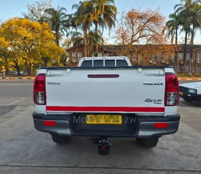 Picture of Toyota Hilux 2020