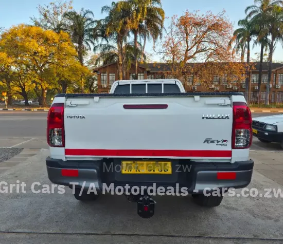 Picture of Toyota Hilux 2020