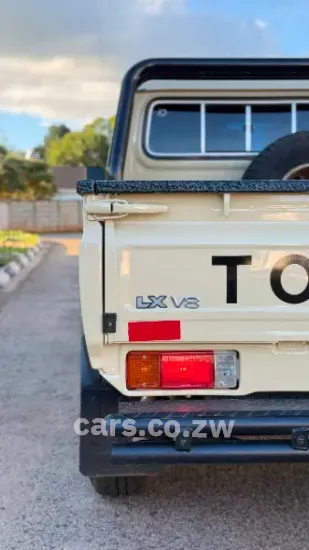 Picture of Toyota Land Cruiser 2018