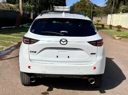 Picture of Mazda CX-5 2017