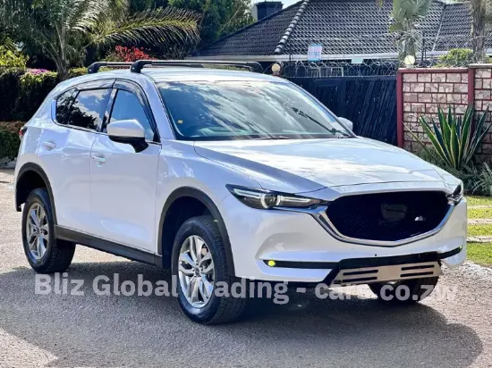 Picture of Mazda CX-5 2017