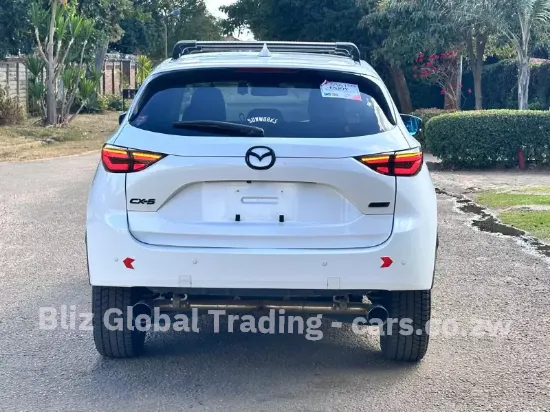 Picture of Mazda CX-5 2017