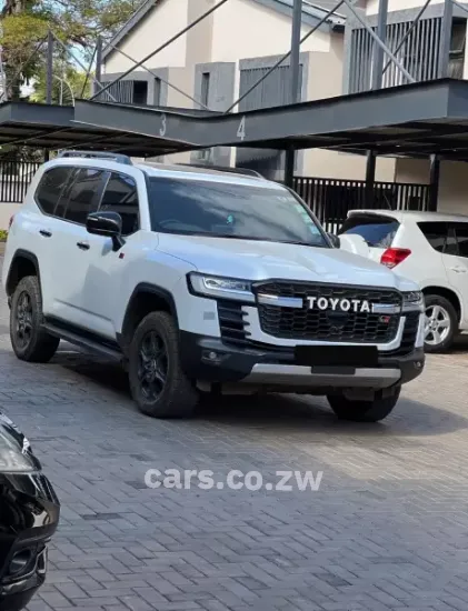 Picture of Toyota Land Cruiser 2022
