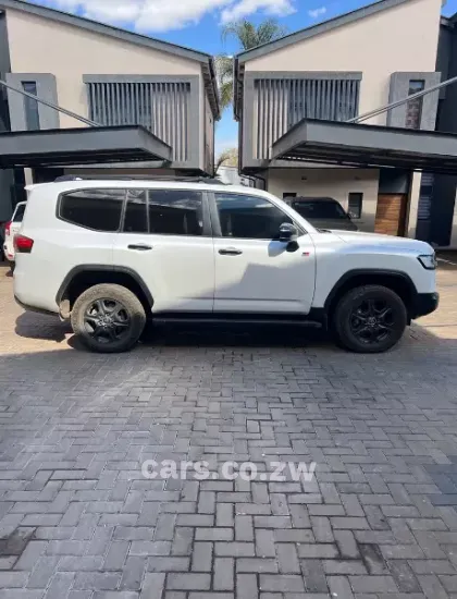Picture of Toyota Land Cruiser 2022