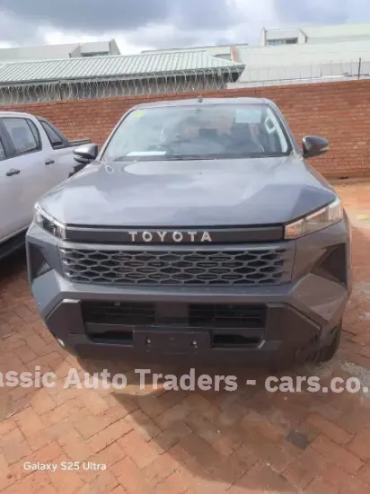 Picture of Toyota Hilux 2026