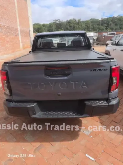 Picture of Toyota Hilux 2026