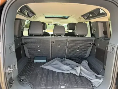 Picture of Land Rover Defender 2025