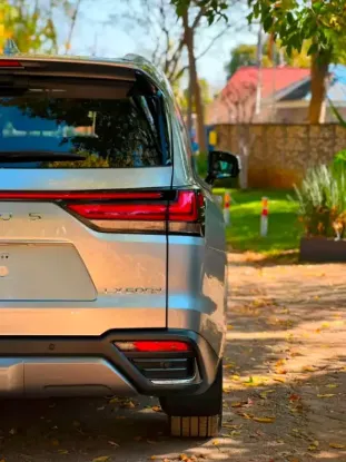 Picture of Lexus LX 2026
