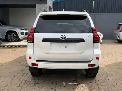 Picture of Toyota Prado 2023
