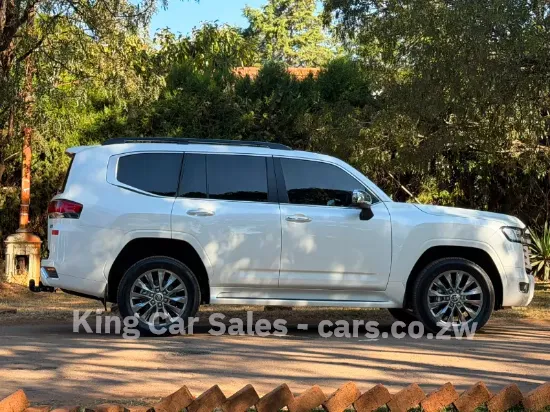 Picture of Toyota Land Cruiser 2024