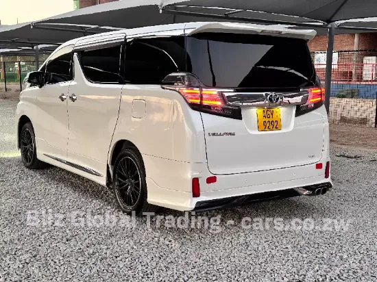 Picture of Toyota Vellfire 2017