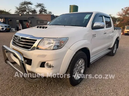 Picture of Toyota Hilux 2013