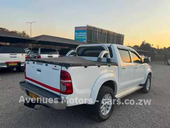 Picture of Toyota Hilux 2013