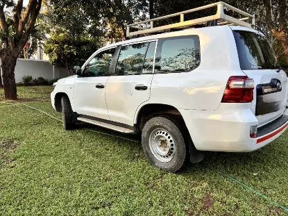 Picture of Toyota Land Cruiser 2015