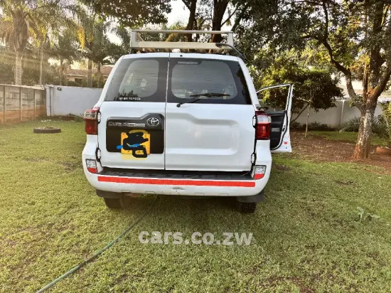 Picture of Toyota Land Cruiser 2015