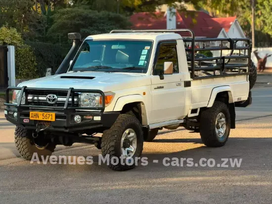 Picture of Toyota Land Cruiser 2016