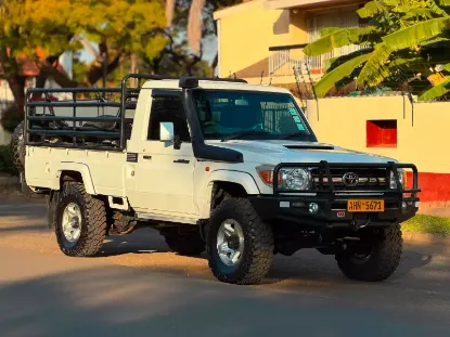Picture of Toyota Land Cruiser 2016