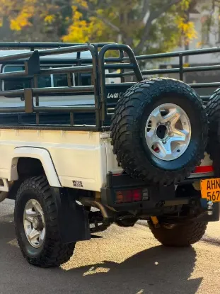 Picture of Toyota Land Cruiser 2016