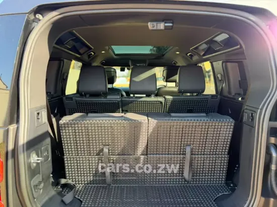 Picture of Land Rover Defender 2025