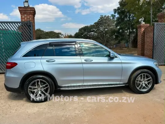 Picture of Mercedes Benz GLC 2017