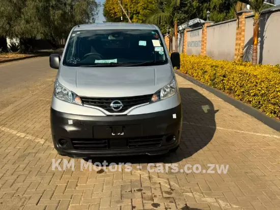 Picture of Nissan NV200 2020