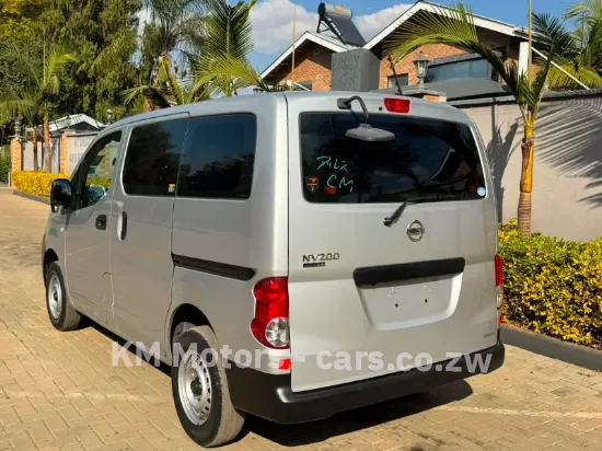 Picture of Nissan NV200 2020