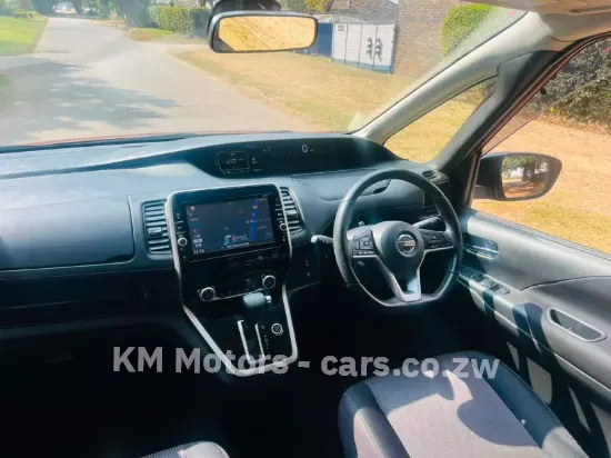 Picture of Nissan Serena 2018