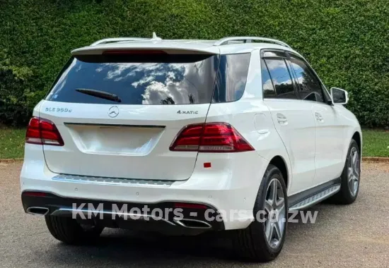 Picture of Mercedes Benz GLE 2016