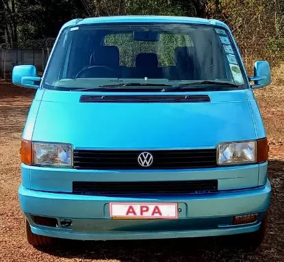 Picture of VW Caravelle 1996