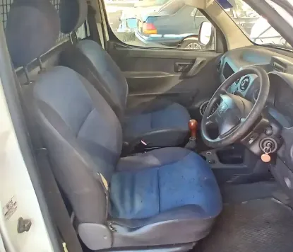 Picture of Peugeot 2004