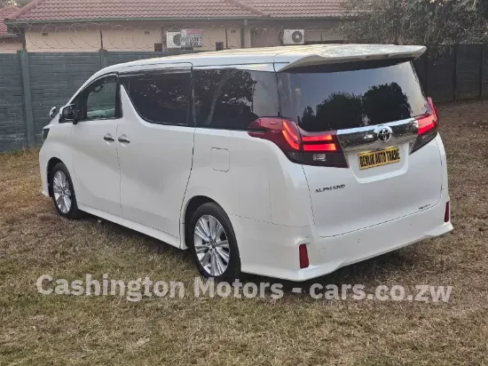 Picture of Toyota Alphard 2017