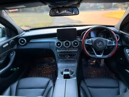Picture of Mercedes Benz C-Class 2017